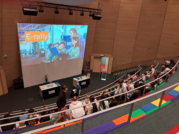 Atheneum Malle GWP2 in Technopolis