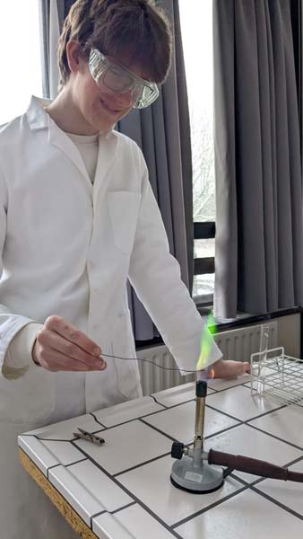 Atheneum Malle Vlamspectroscopie