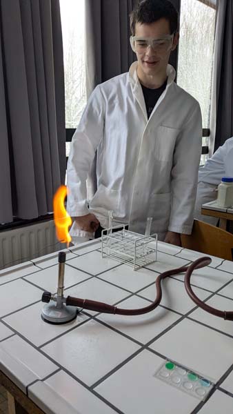 Atheneum Malle Vlamspectroscopie