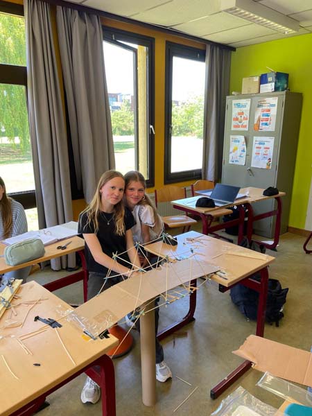 Atheneum Malle Didasco project een brug te ver