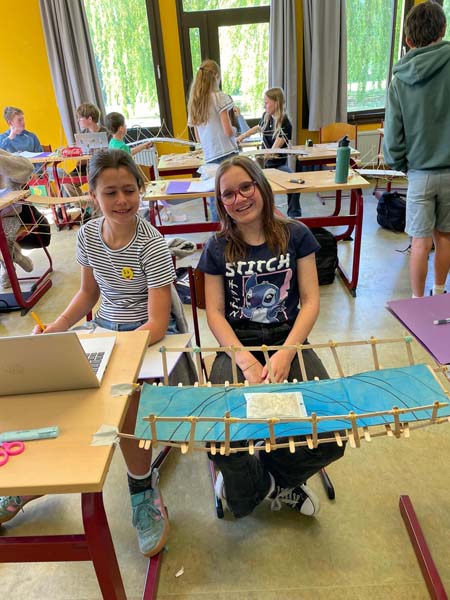 Atheneum Malle Didasco project een brug te ver