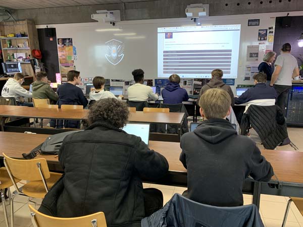 Atheneum Malle ADB in Thomas More