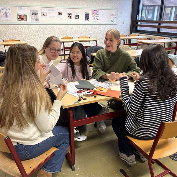 Atheneum Malle Bezoek uit Spanje