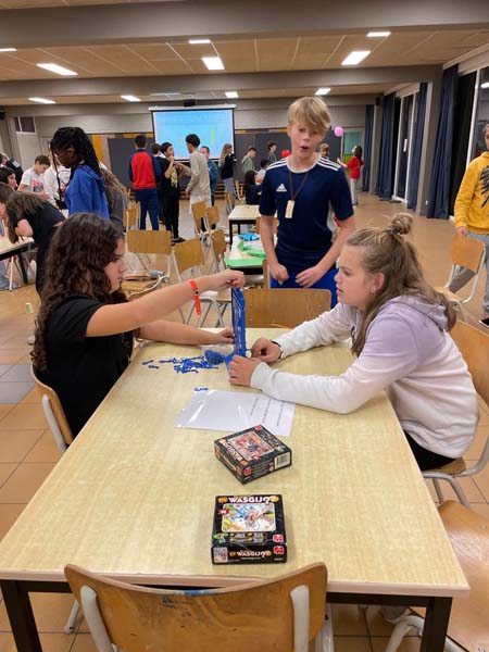 Atheneum Malle GWP1 aan zee