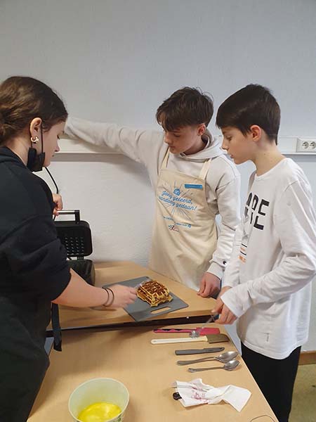 Atheneum Malle Finale Gist Master